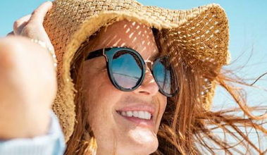 Polarized Sunglasses Guide: UV Protection Meets Fashionable Design